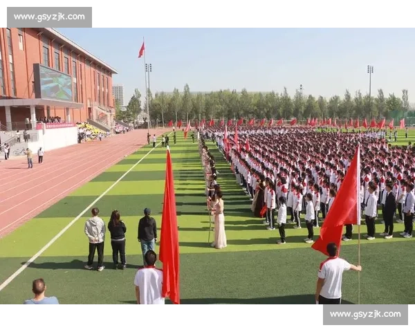 全场瞬间沸腾!激动人心的时刻引爆全场热烈欢呼与掌声 全场瞬间沸腾!激动人心的时刻引爆全场热烈欢呼与掌声